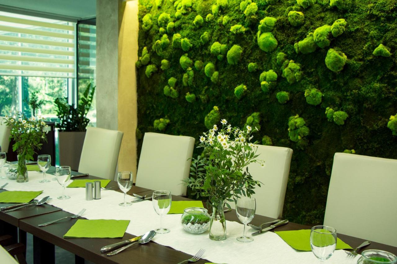 Central Park Flora ออลอโมตซ์ ภายนอก รูปภาพ